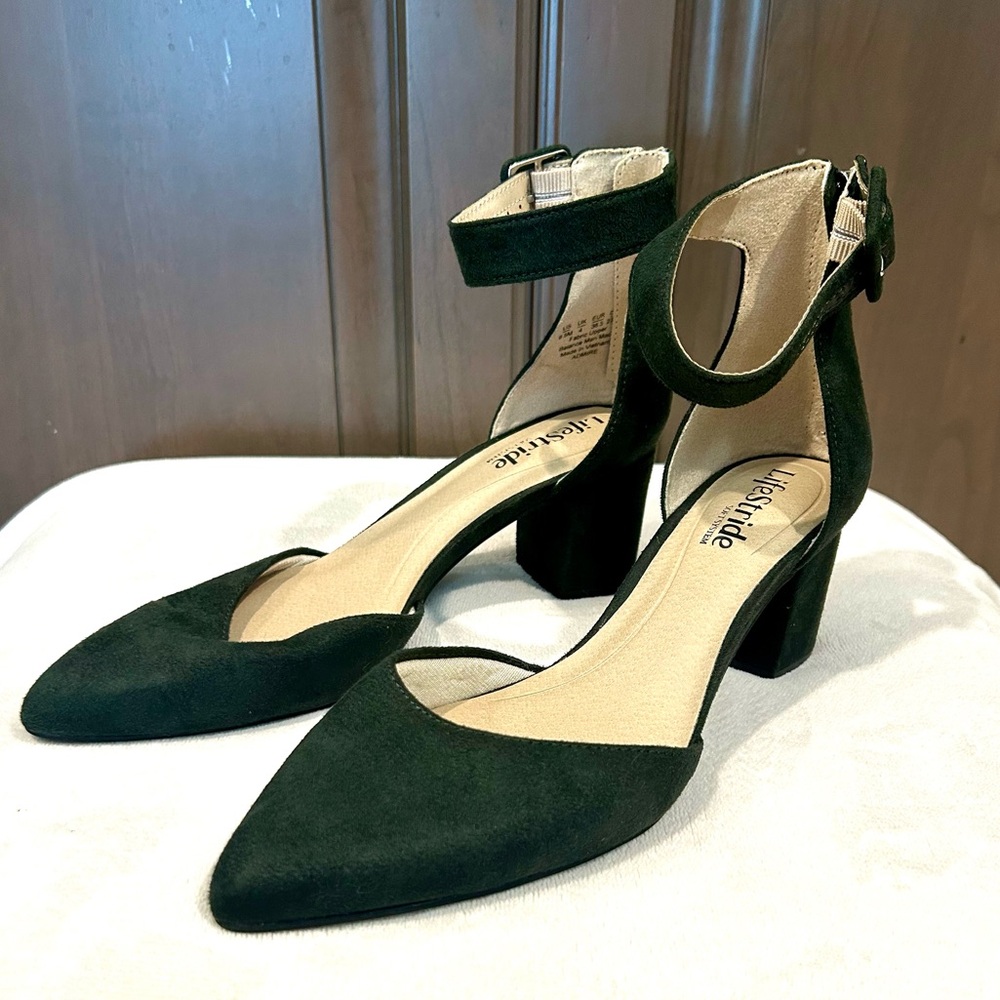 LifeStride Admire Ankle Strap Pointed Toe Suede Pump in Forest Green, Size 6.5 - Picture 7 of 13